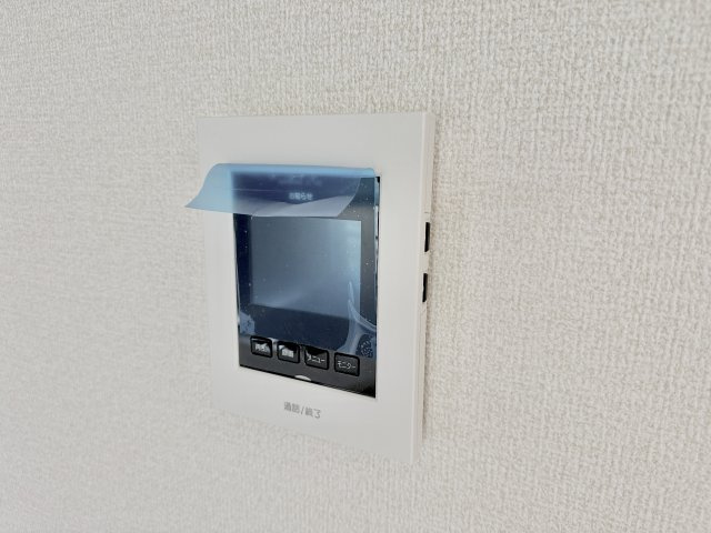宇都宮市鶴田町の新築一戸建のセキュリティ|TVモニタ付きのインターフォンには録画機能もあるので外出時誰が来たのか確認できます♪ 防犯機能も高く、今では必需品です！