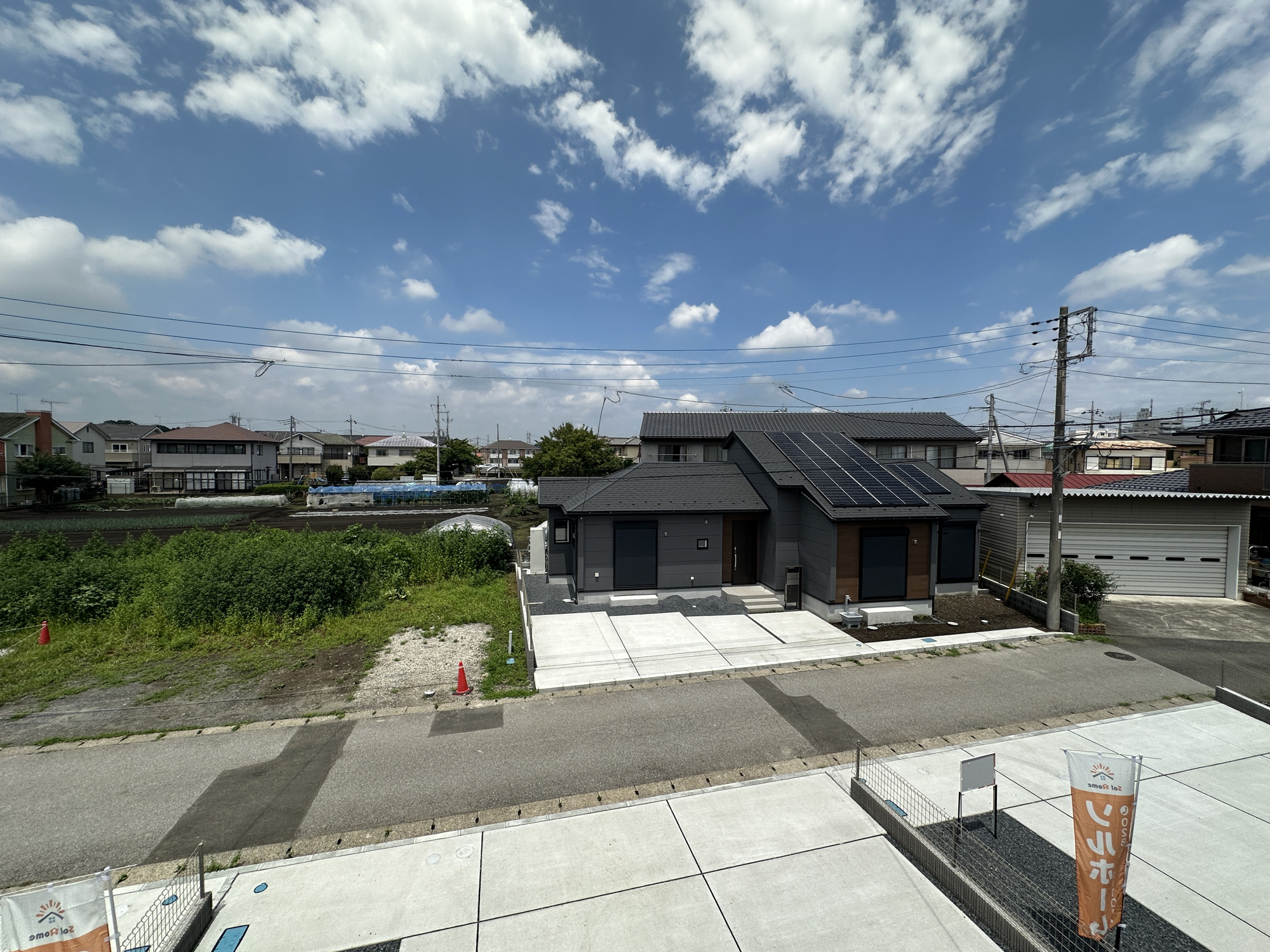 宇都宮市鶴田町の新築一戸建の展望|閑静な住宅地で子育て家族にピッタリ。毎日のお散歩も快適な緑に恵まれたエリアで、自然に包まれた穏やかな暮らしを実現するための、ゆとりある住環境が整っています。