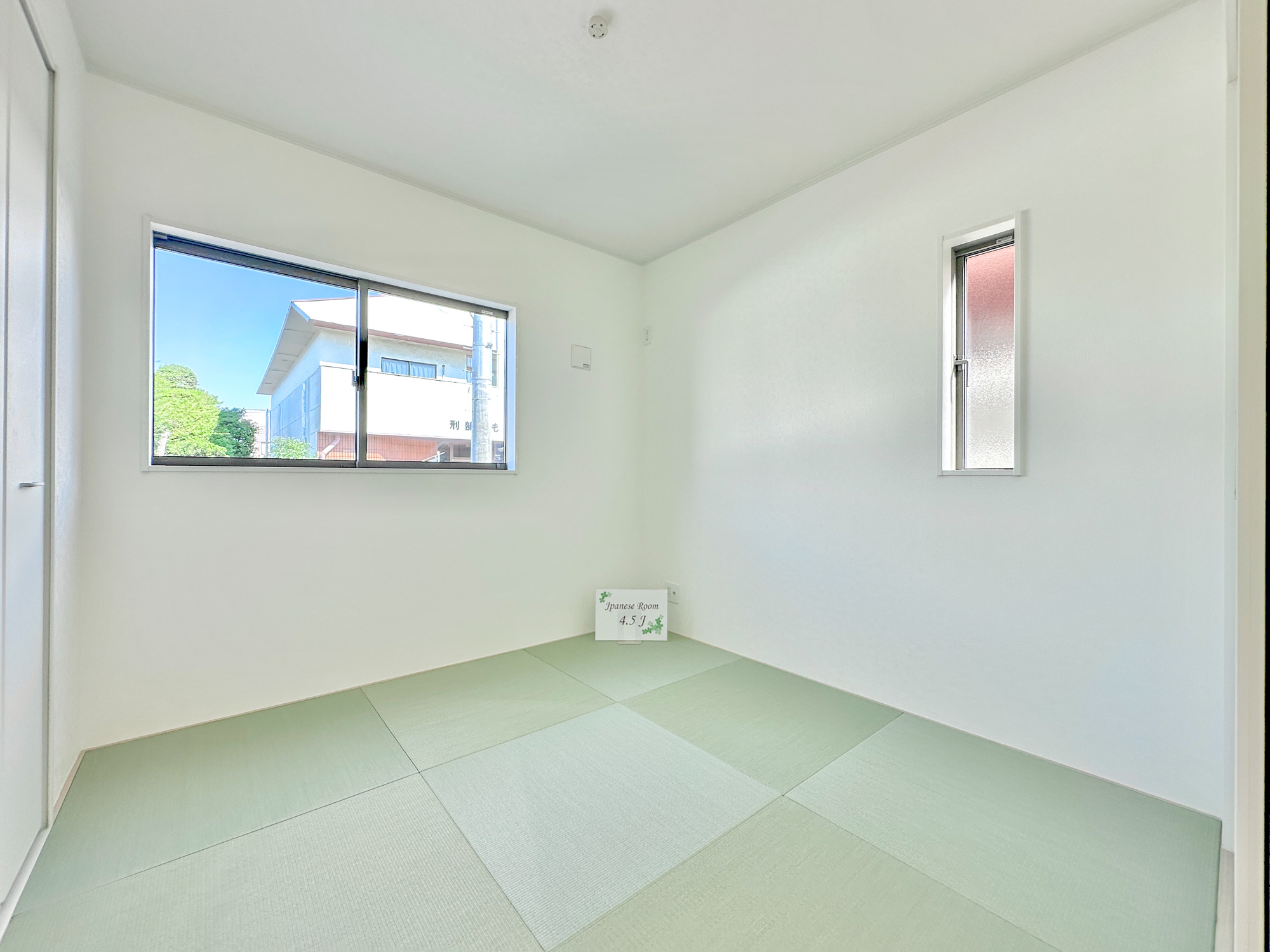 足利市田中町の新築一戸建の和室|洋室畳敷き、畳があることにより客間や落ち着いた空間になります。