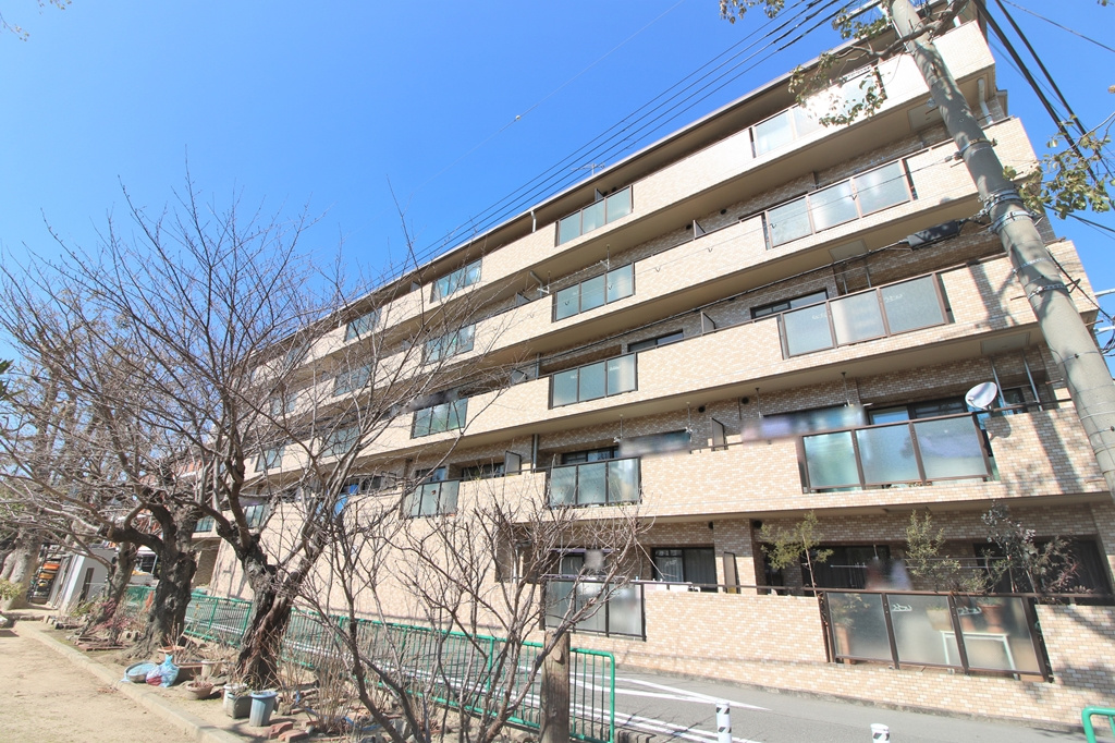 ライオンズマンション垂水の外観