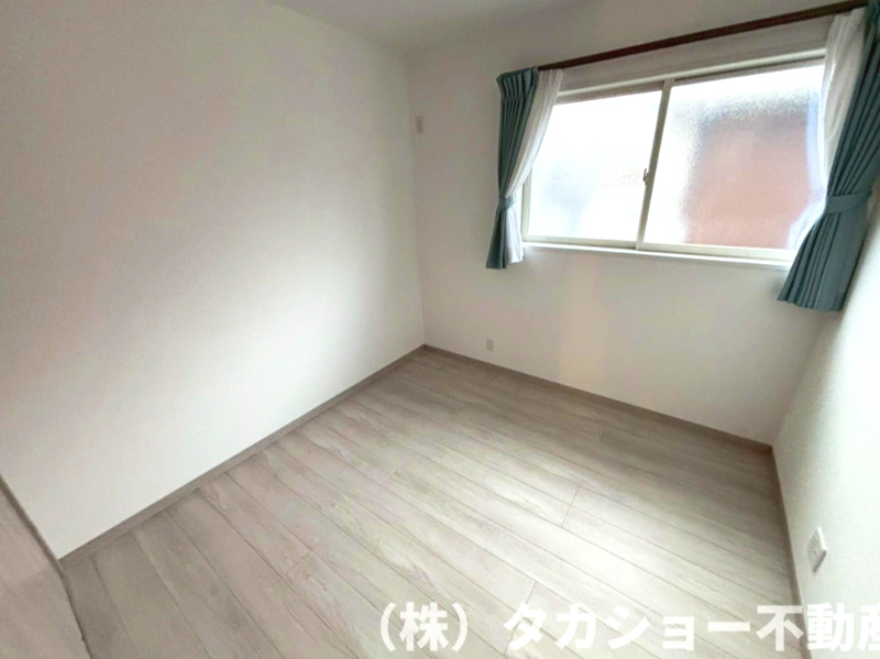 市原市うるいど南一丁目　築浅中古戸建の洋室