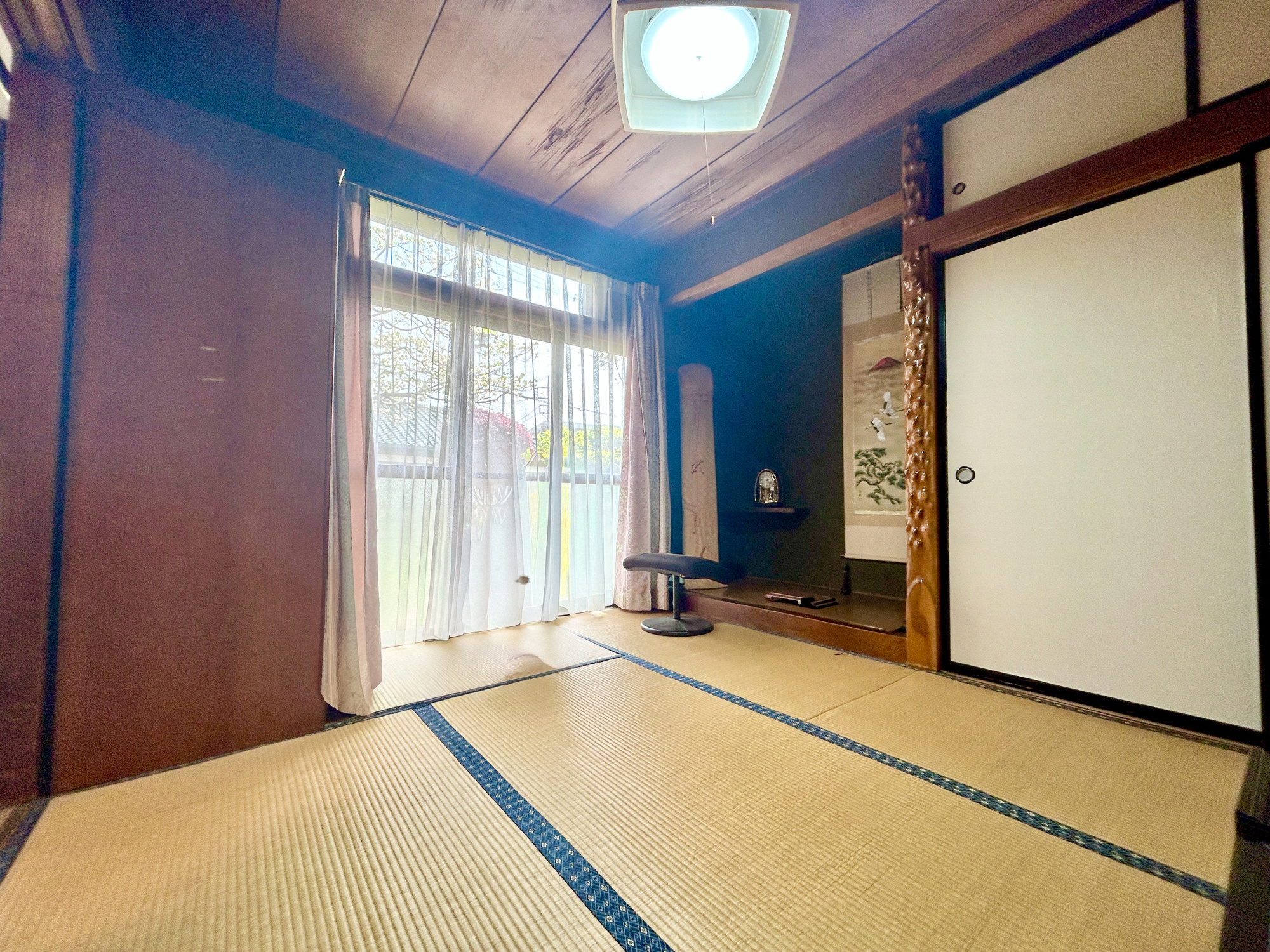 伊勢崎市豊城町　中古住宅の和室|一階和室。
リビングから目が届く場所なので、お子様の遊び部屋・お昼寝スペースとして使うのもオススメです♪
