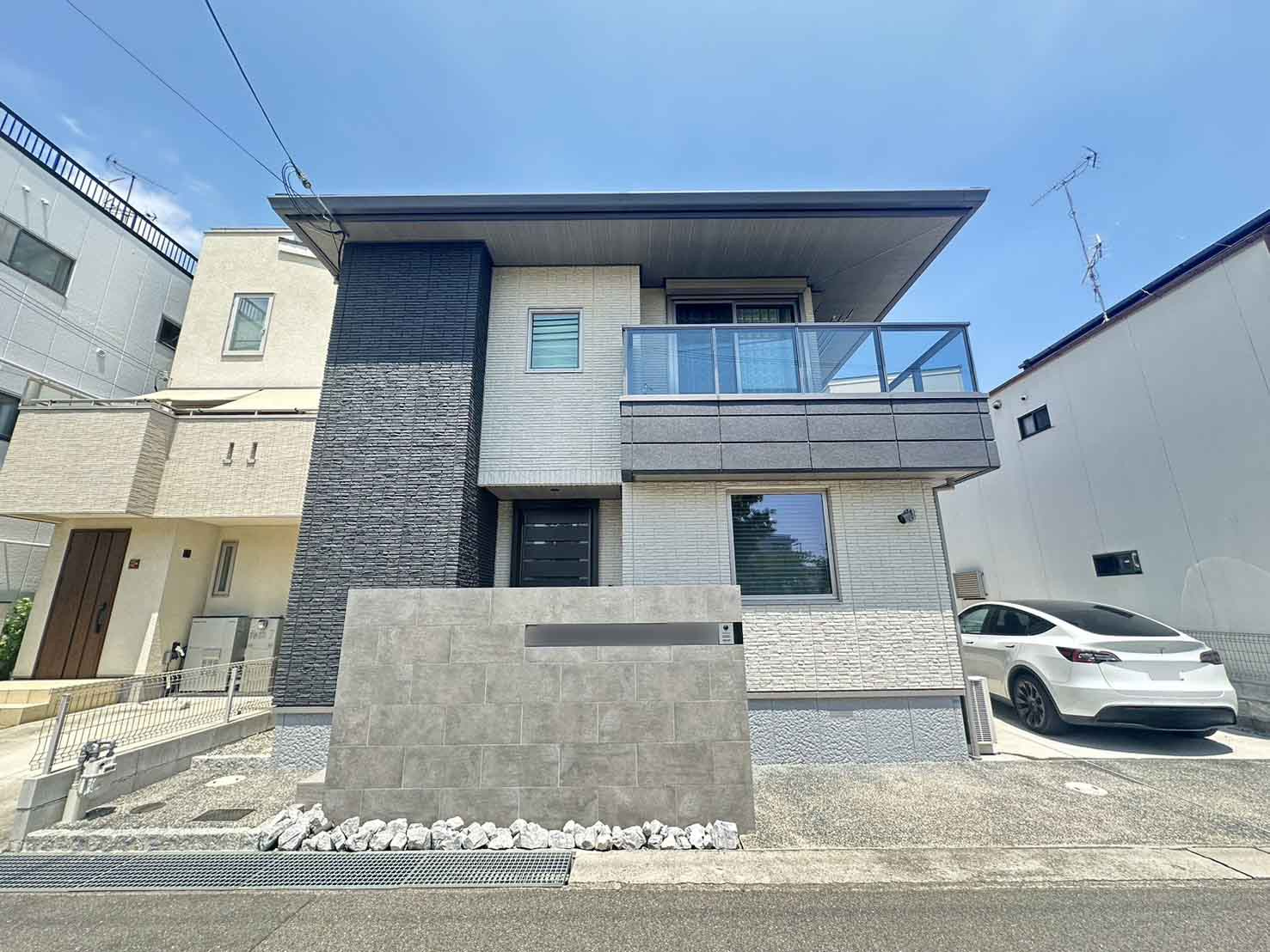 上河原通４丁目中古戸建の外観|☆2021年10月積水ハウス施工のお家です。
☆南西側公道へ12.29ｍ接道、幅員６ｍ。
☆目の前に都賀川公園があり、お子様の子育て環境も充実しています。