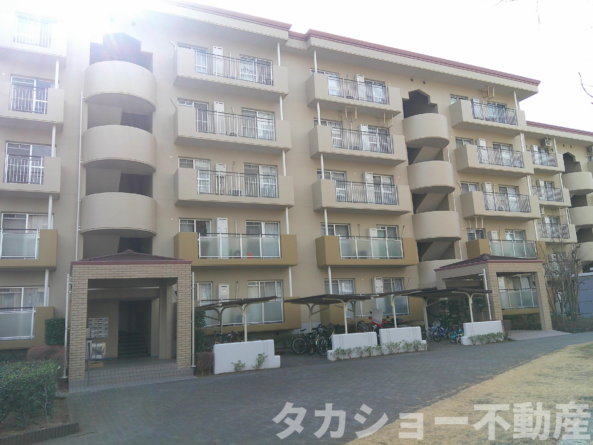 プラザ学園前8号棟の外観|外観も気になるポイント