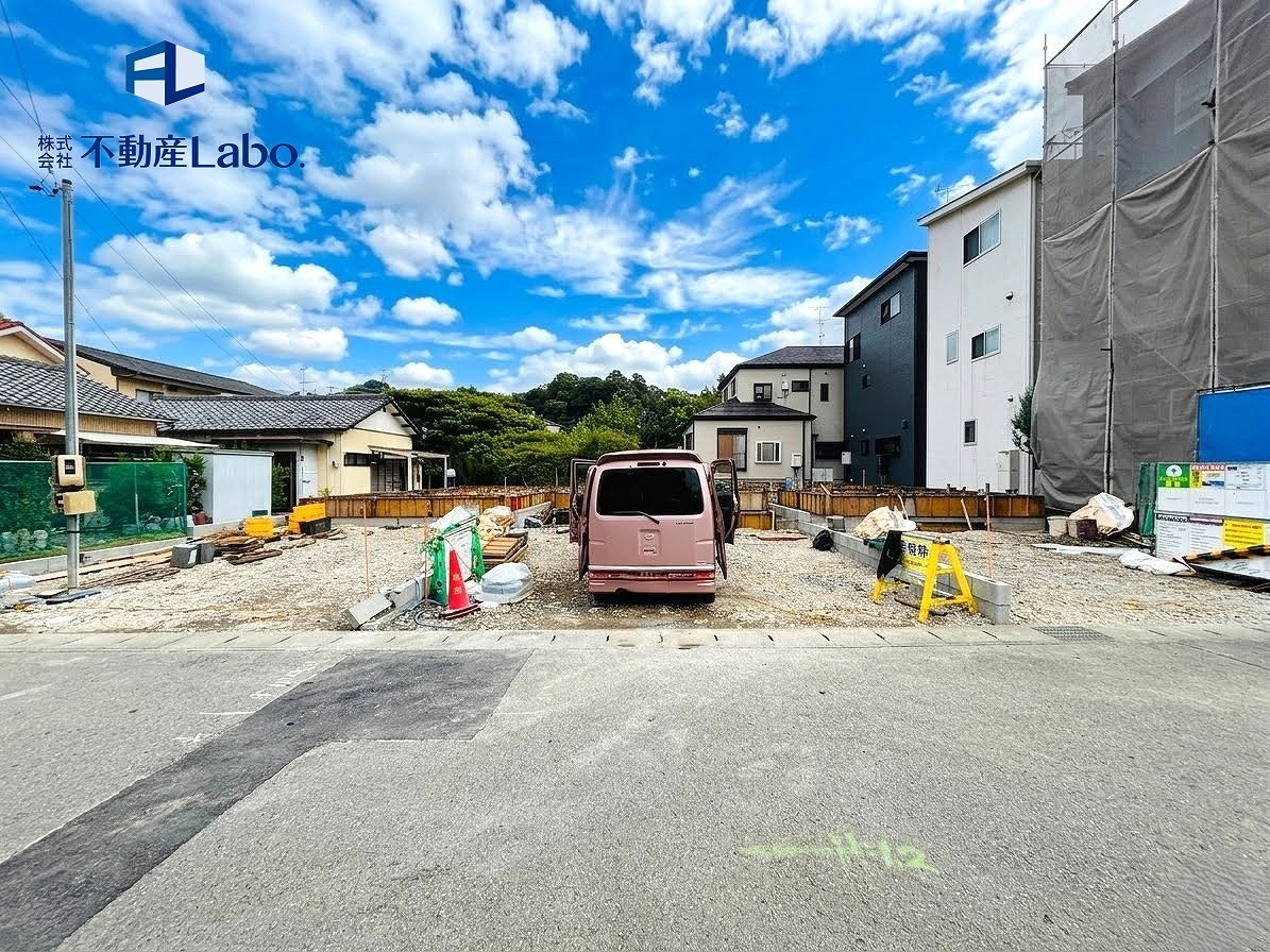 リーブルガーデン 清水区蜂ヶ谷　全3棟の前面道路含む現地写真|建築状況もご確認いただけます♪
完成イメージなどもあわせてご案内いただけます♪