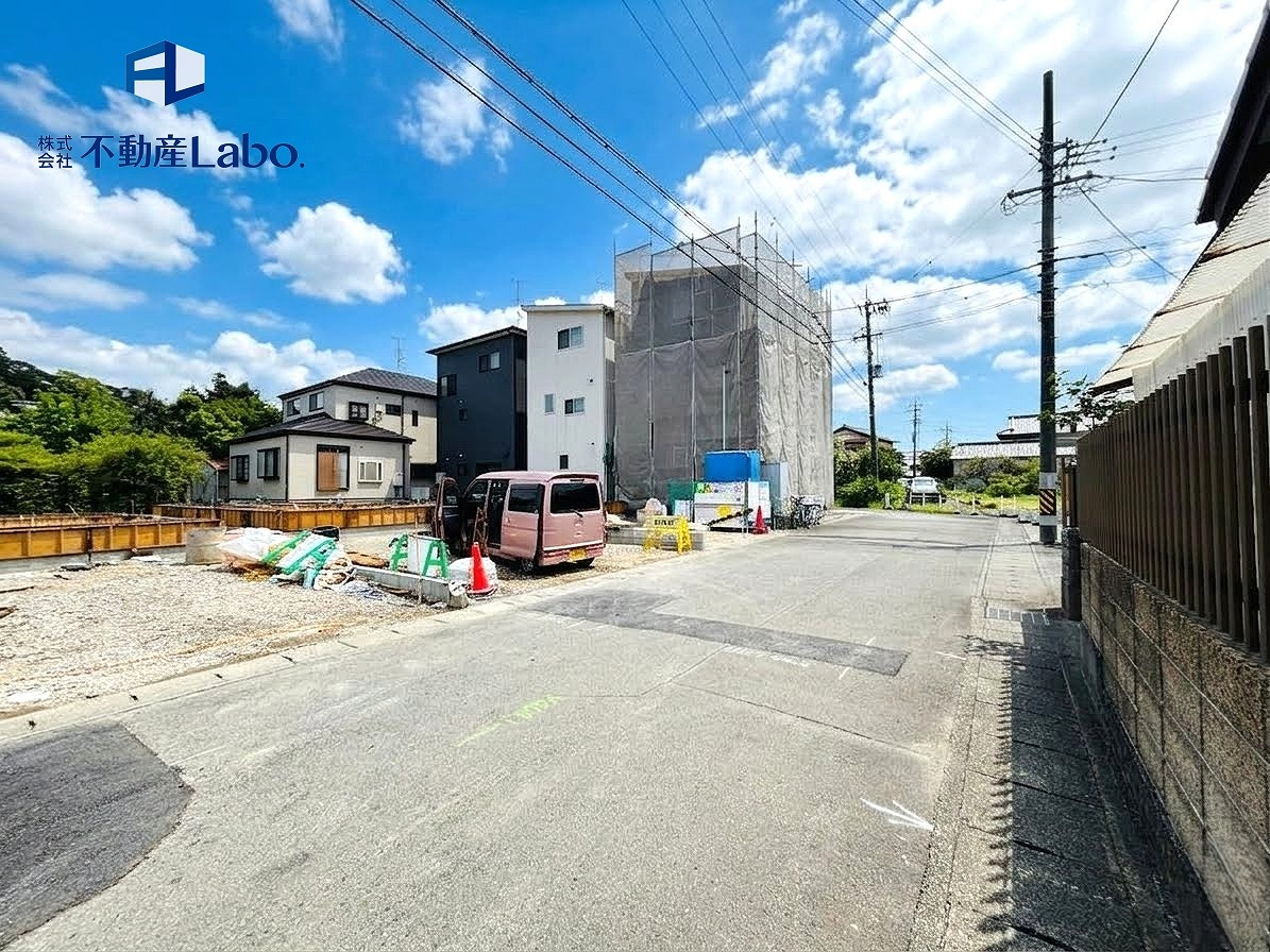 リーブルガーデン 清水区蜂ヶ谷　全3棟の前面道路含む現地写真|新しい暮らしの舞台となる住まいを建築中♪
是非現地で周辺環境もご確認ください♪