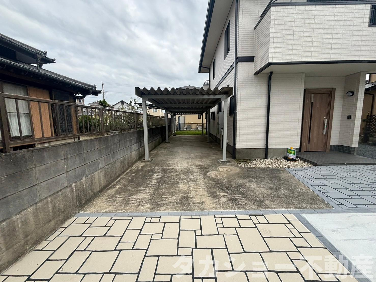 市原市五井西　中古戸建の駐車場