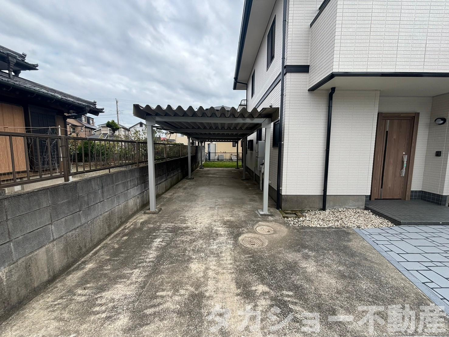 市原市五井西　中古戸建の駐車場