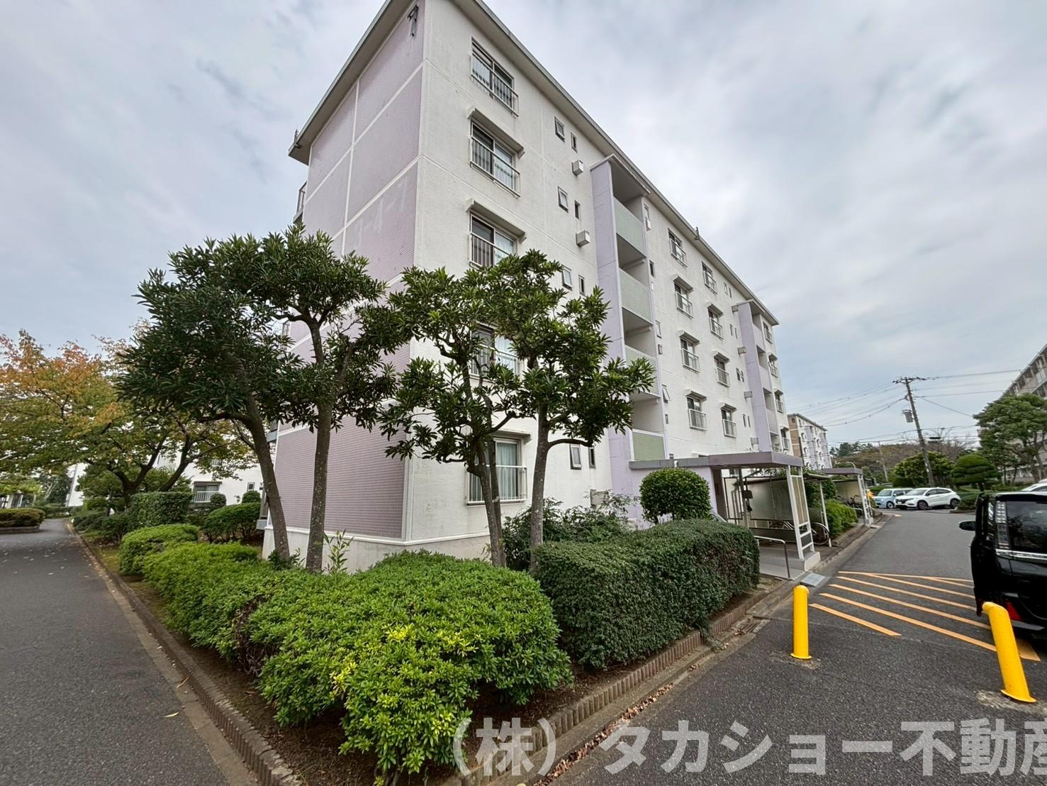 高洲三丁目住宅　8号棟の外観