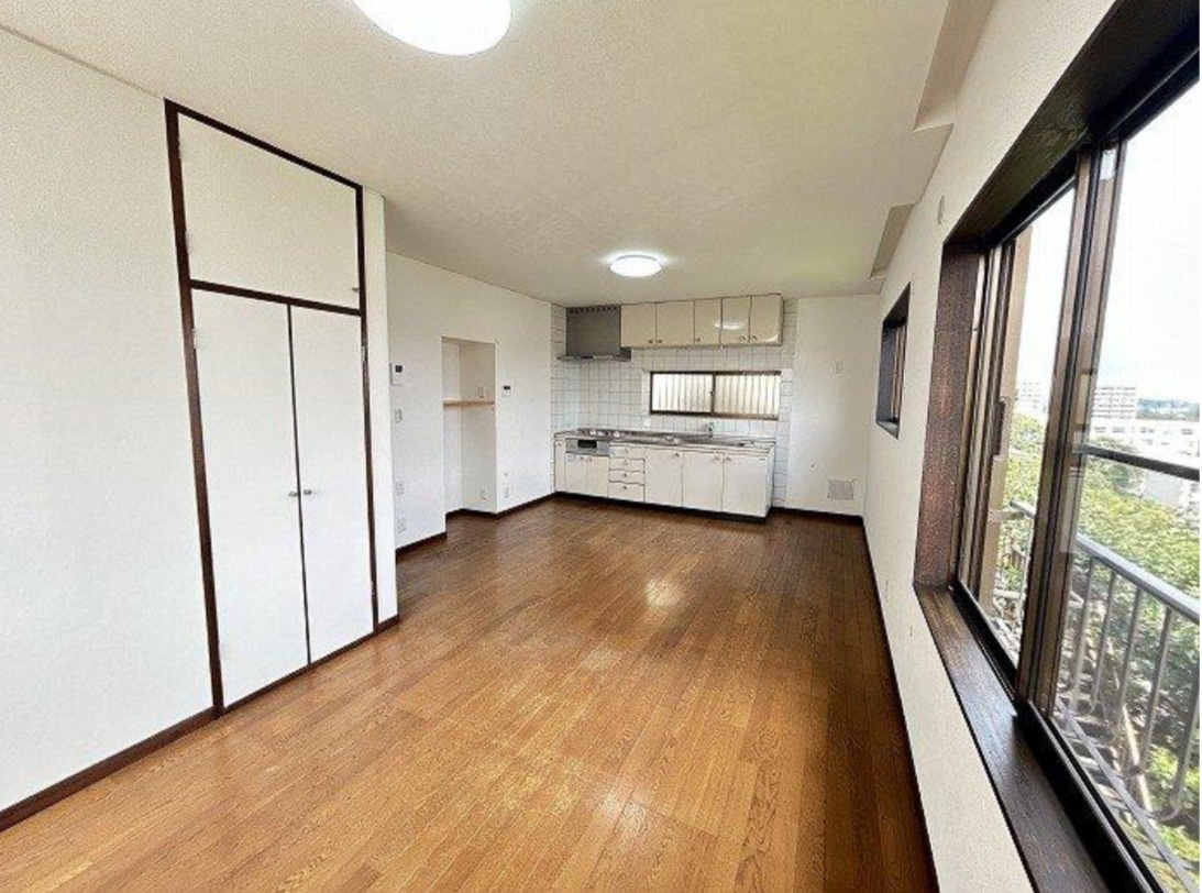 横浜市緑区竹山4丁目 中古戸建て【仲介手数料半額】の居間・リビング