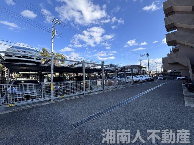 マイキャッスル湘南辻堂の駐車場