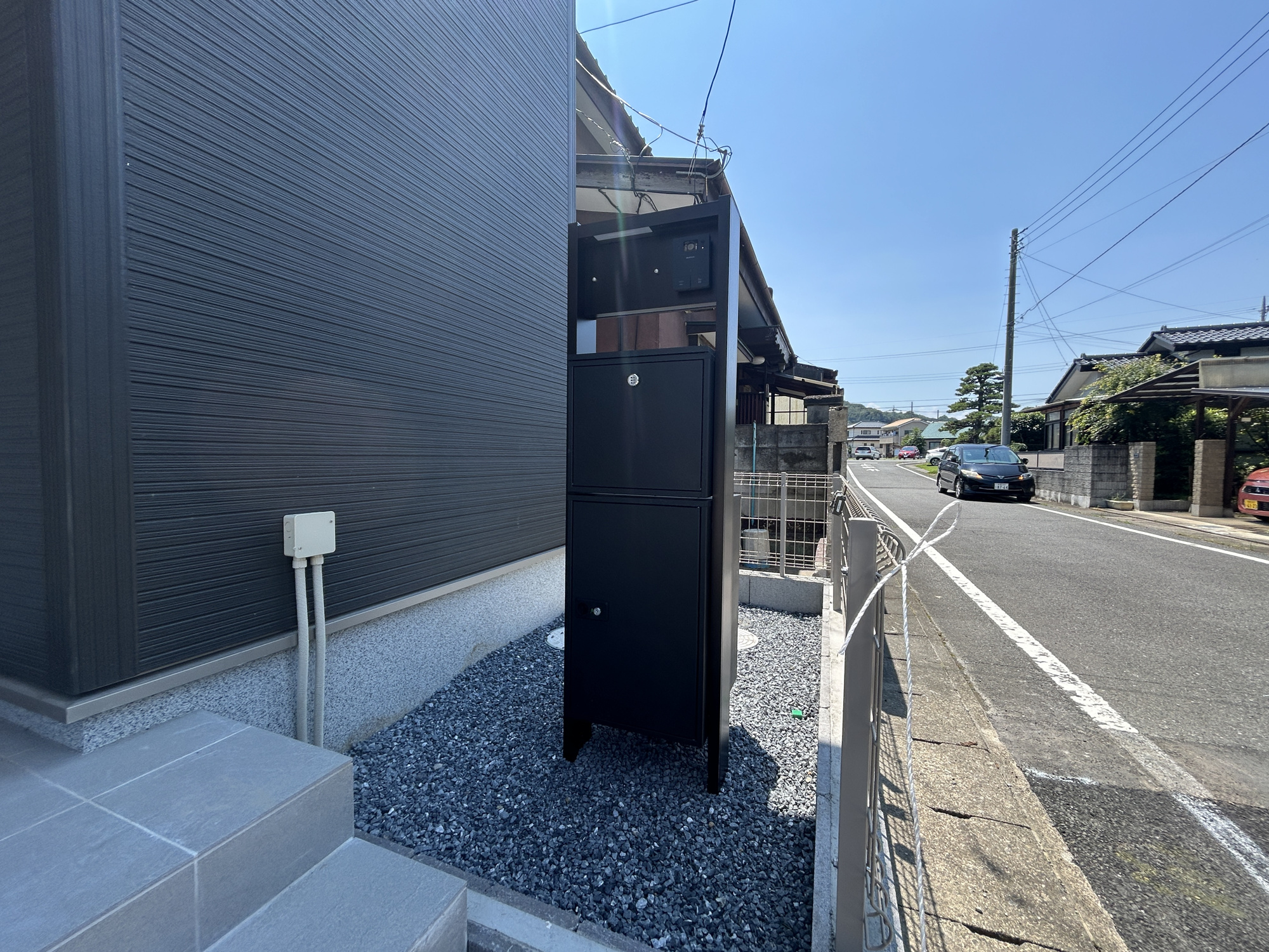 高崎市石原町1期　新築住宅全1棟の設備|宅配BOX付ポール