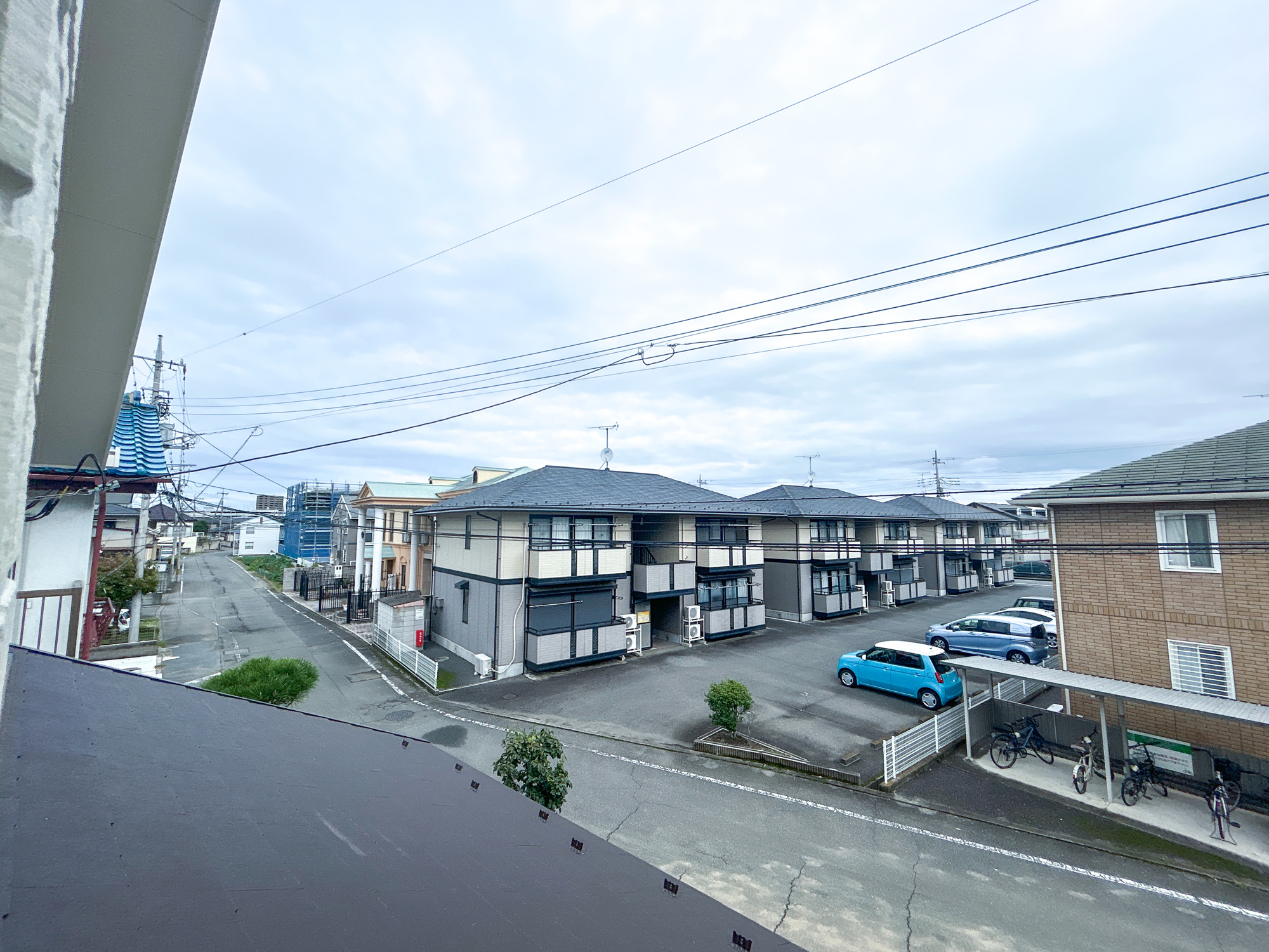 高崎市下之城町第10期　新築住宅全2棟の展望|低層の一戸建てを中心とした街並みが整然と続き、周辺は高い建物が建っていないので、採光や開放性に恵まれ、空が広く緑の多い閑静な趣を感じる環境です。