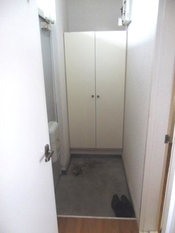 登別市桜木町4丁目8-47　2棟一括販売の玄関