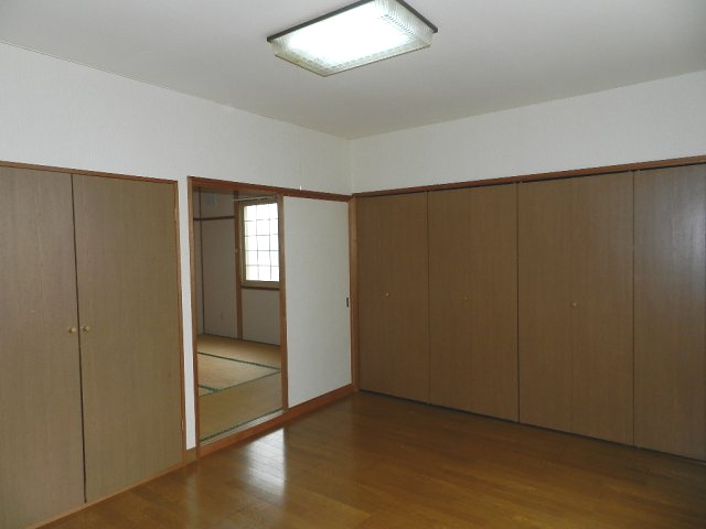 登別市桜木町4丁目8-47　2棟一括販売の洋室