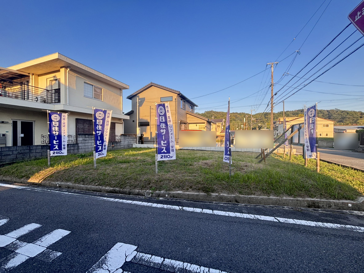 西宮市山口町名来2丁目 土地1号地の前面道路含む現地写真