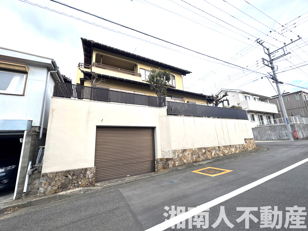 平塚市ふじみ野2丁目　戸建の前面道路含む現地写真|前面道路含む現地写真です