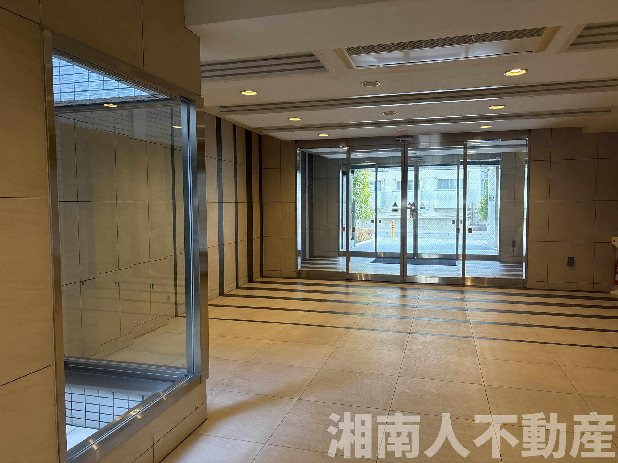 リストレジデンス茅ヶ崎のエントランス|毎日通るエントランスはこのようになっています