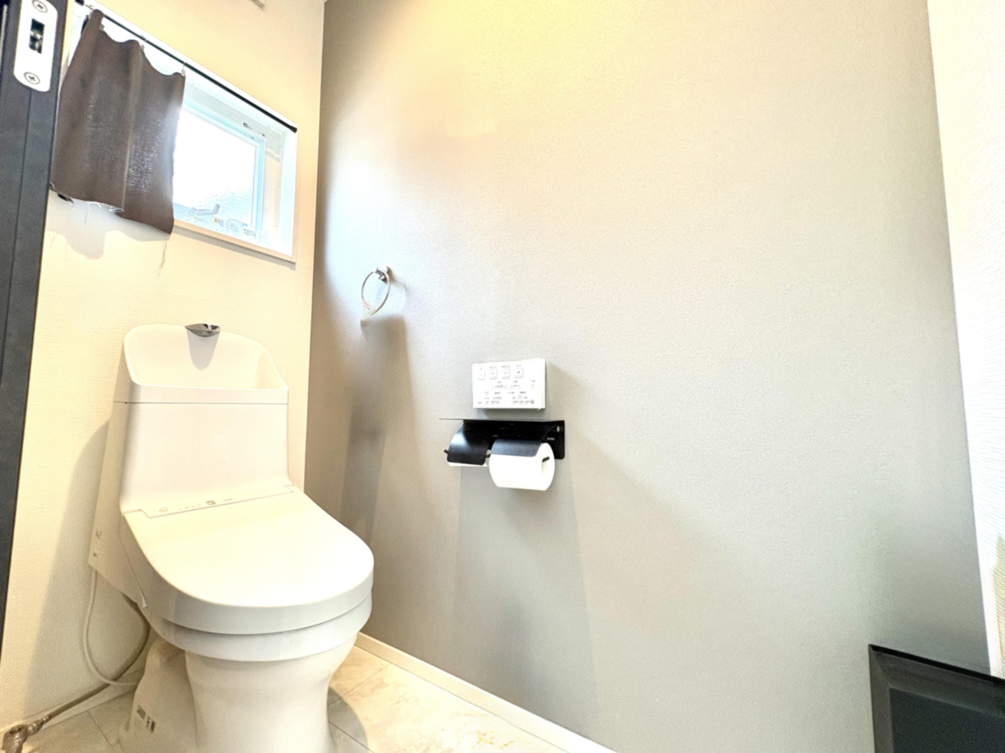 太白区西の平一丁目中古戸建のトイレ|節水型トイレ採用でランニングコストを軽減。