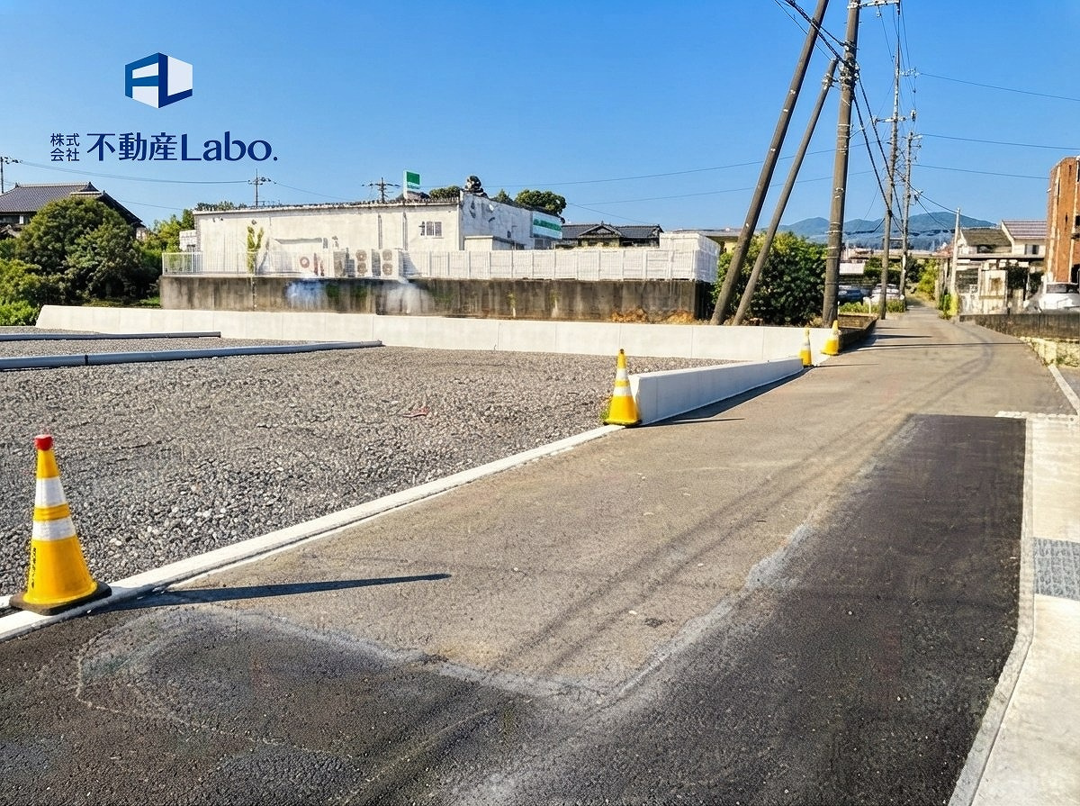 クレイドルガーデン　富士宮市小泉第30　全3棟の前面道路含む現地写真|住宅性能表示制度にて耐震等級最高等級を取得！