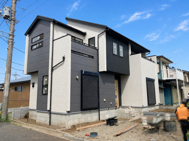 幸手市緑台1丁目　1号棟　外観