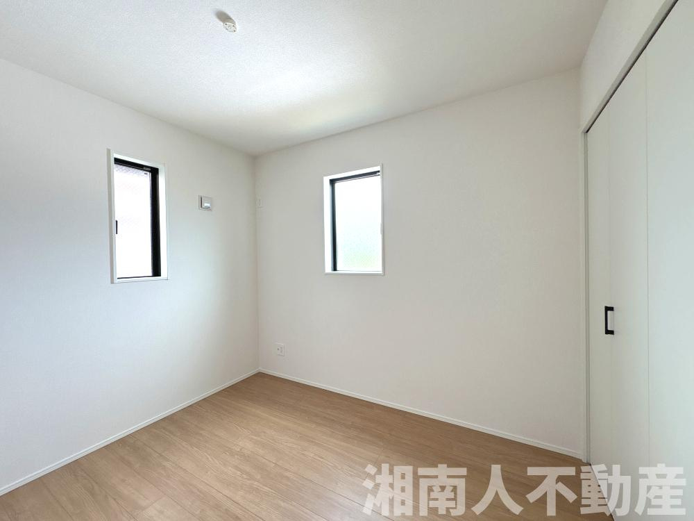 大磯町国府本郷18期　新築一戸建て　の洋室|使い勝手のいい洋室です