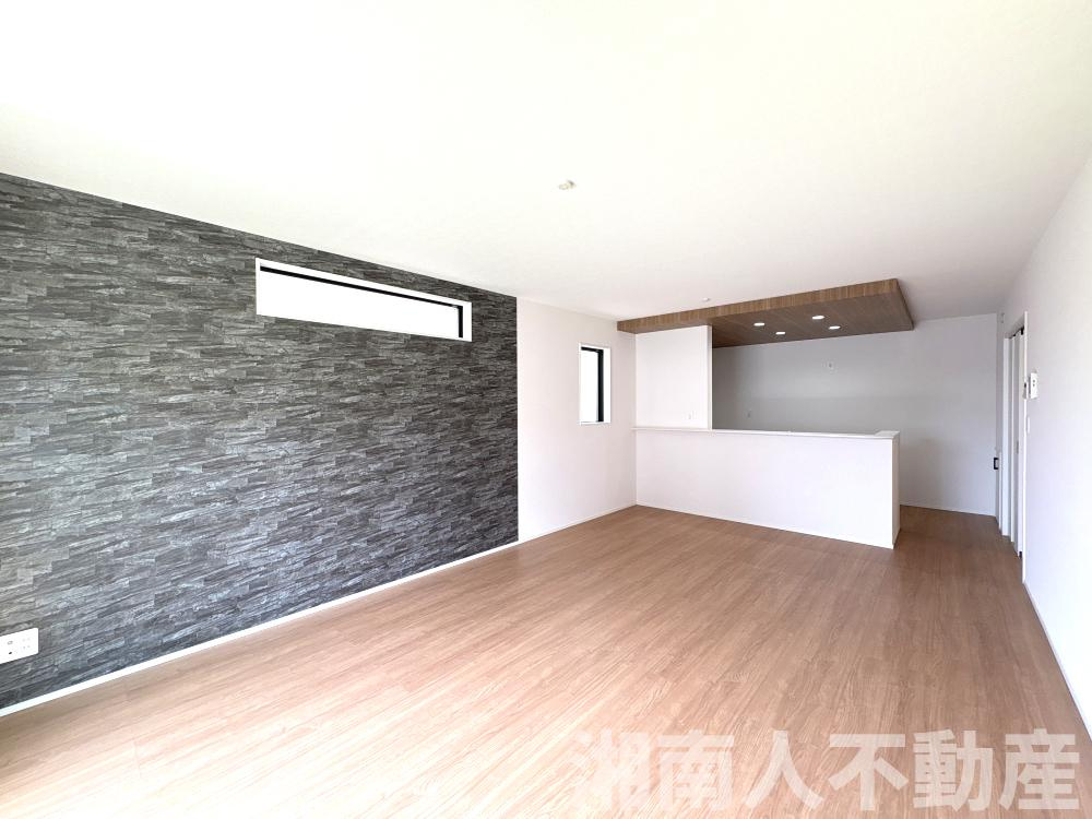 大磯町国府本郷18期　新築一戸建て　の居間・リビング|ゆったりとしたリビングです