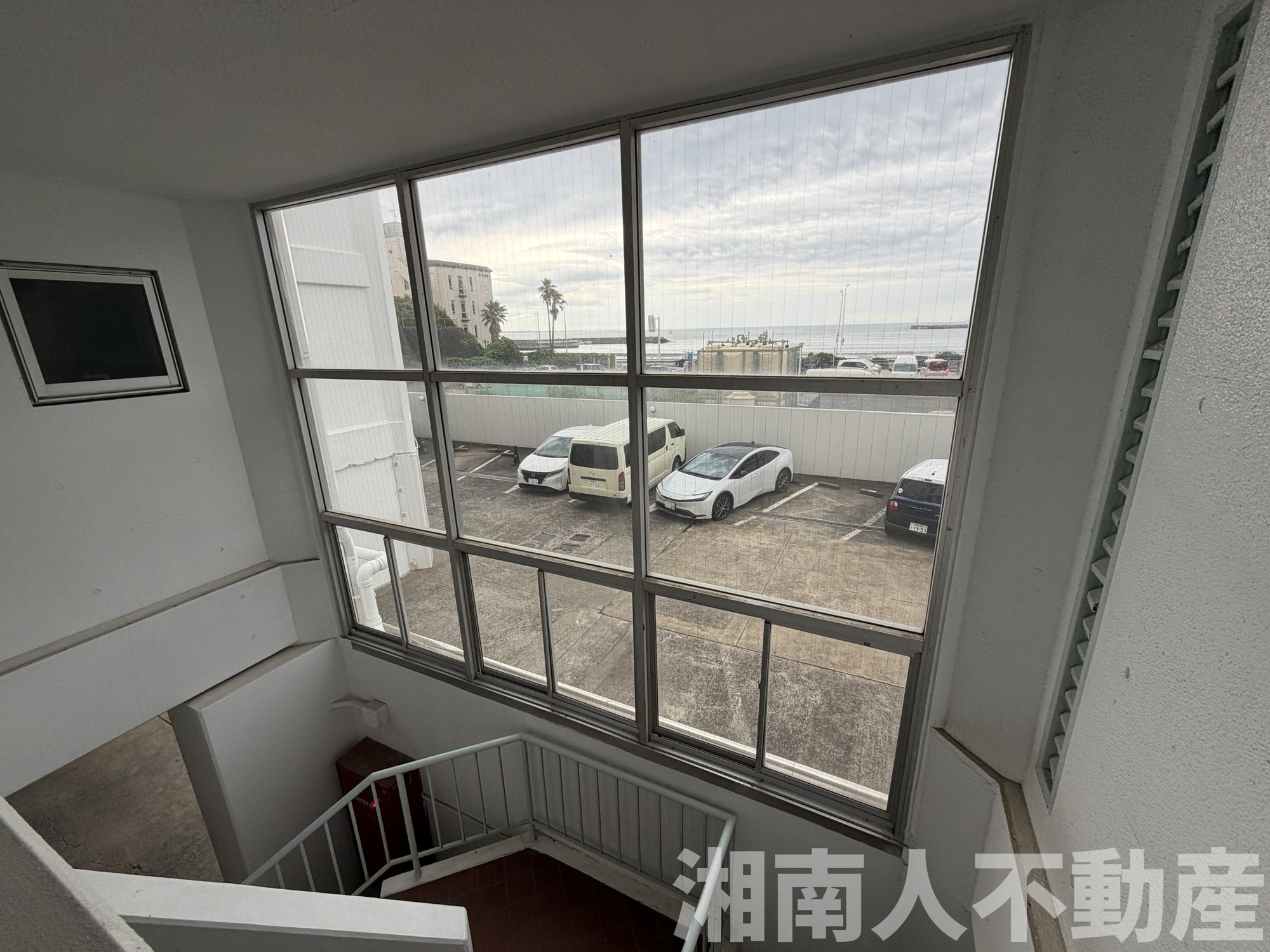 片瀬ロジュマンの駐車場