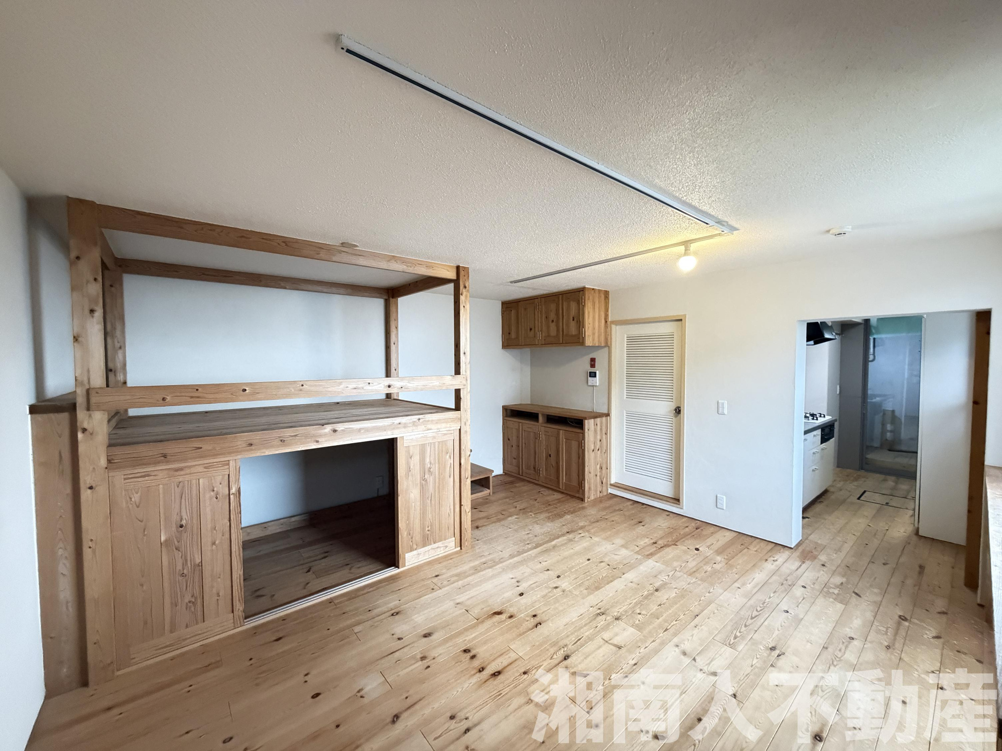 片瀬ロジュマンの洋室|使い勝手のいい洋室です