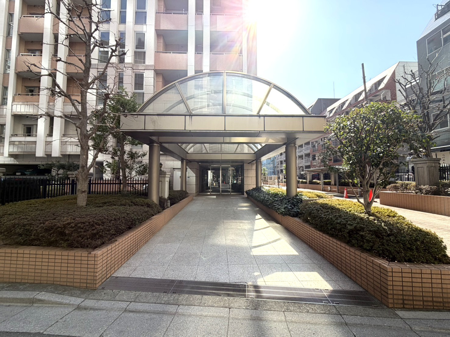 ファミール新宿グランスィートタワー