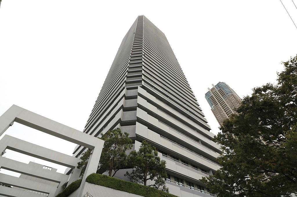 オークプリオタワーの外観