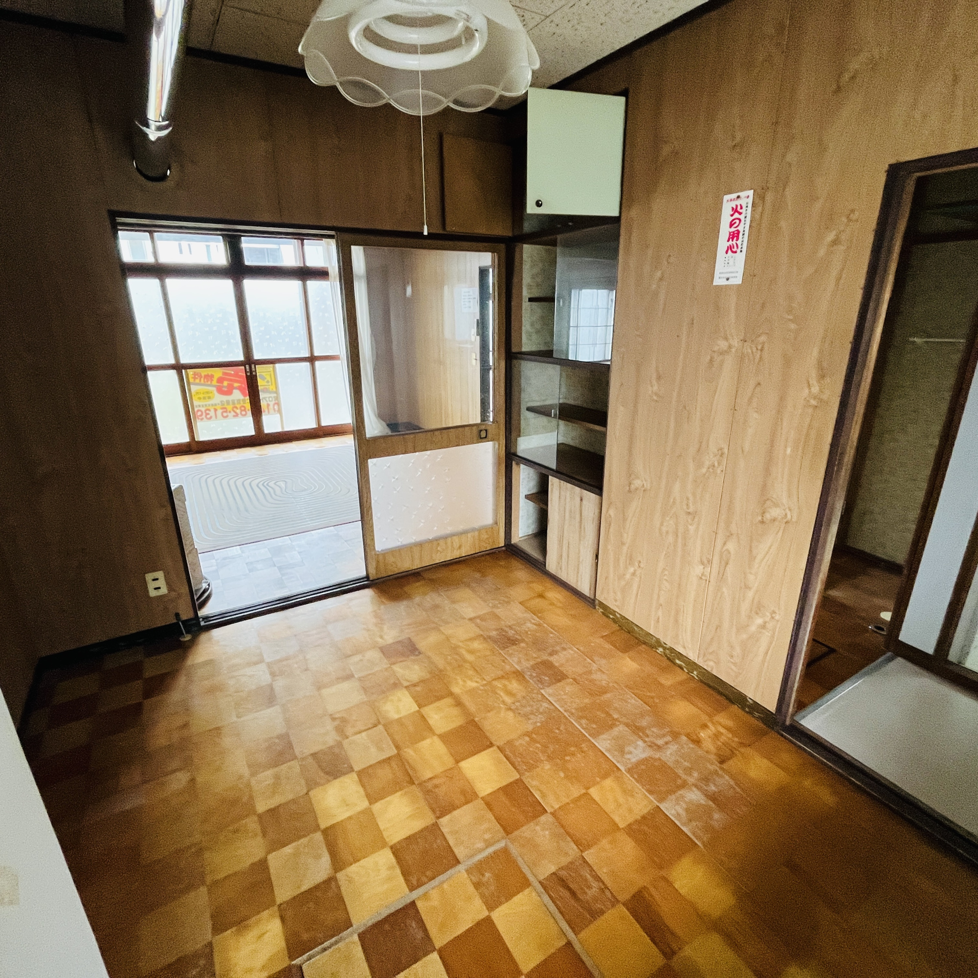 登別市若草町5丁目28-10　中古住宅のキッチン