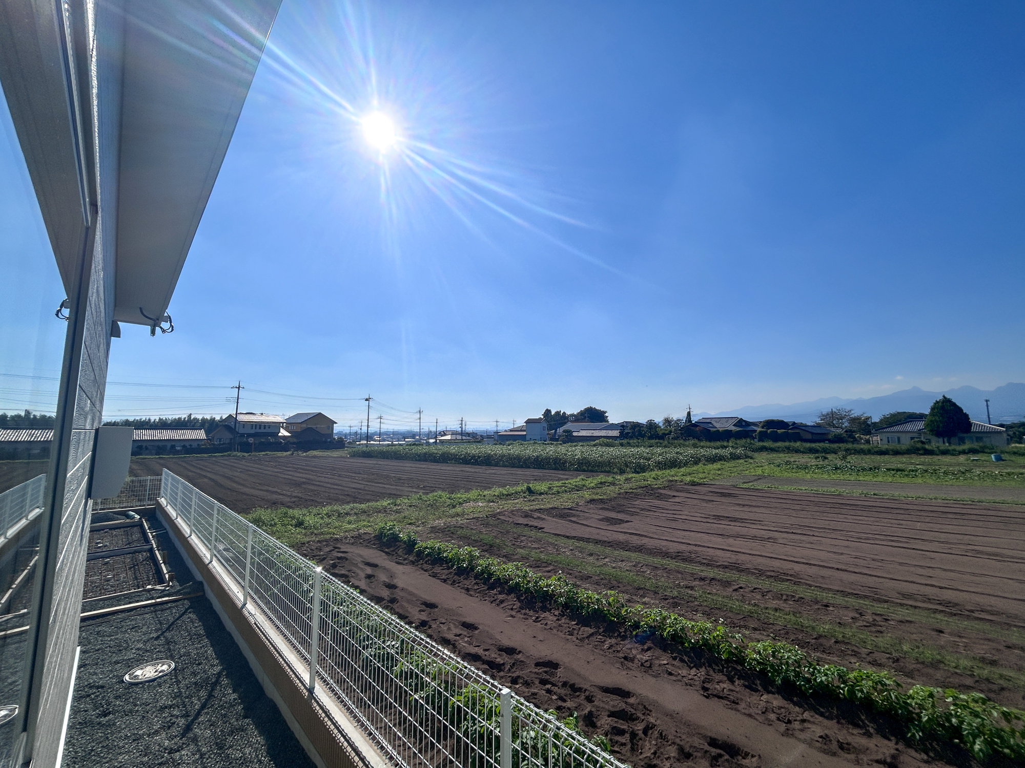 前橋市富士見町原之郷　新築住宅全2棟の展望|低層の一戸建てを中心とした街並みが整然と続き、周辺は高い建物が建っていないので、採光や開放性に恵まれ、空が広く緑の多い閑静な趣を感じる環境です。