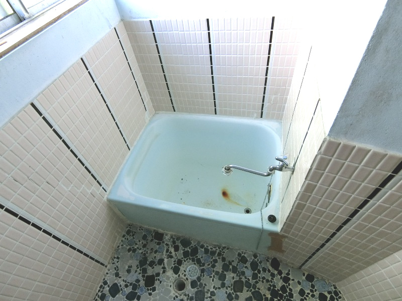 登別市美園町6丁目48-5　中古住宅の浴室