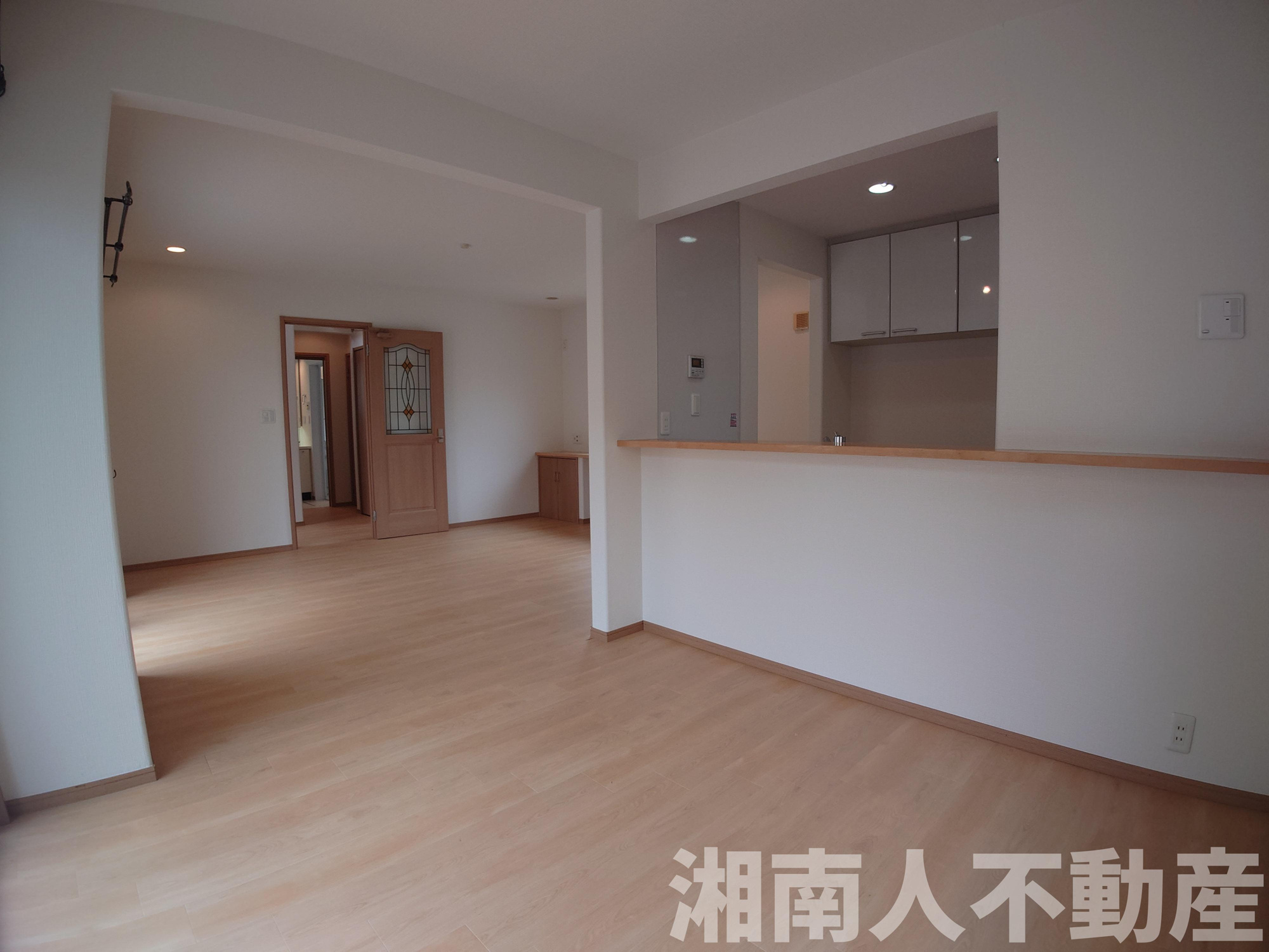 平塚市めぐみが丘1丁目　中古戸建の居間・リビング|おしゃれなリビングです