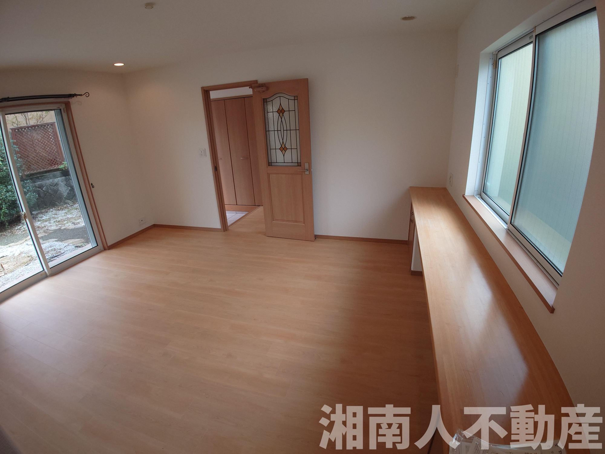 平塚市めぐみが丘1丁目　中古戸建の居間・リビング|居間です