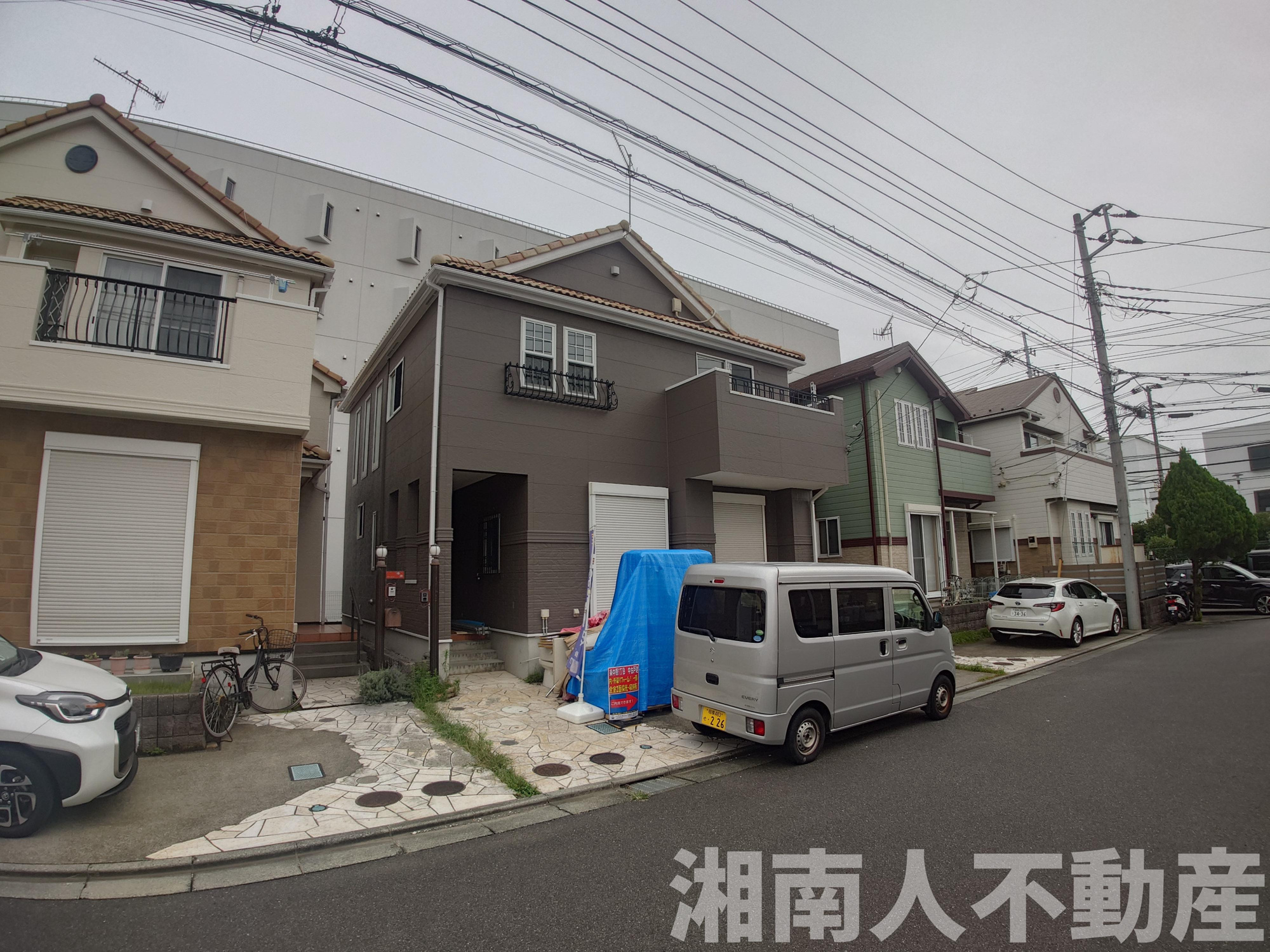 平塚市東中原１丁目８－２７戸建の前面道路含む現地写真|前面道路含む現地写真です