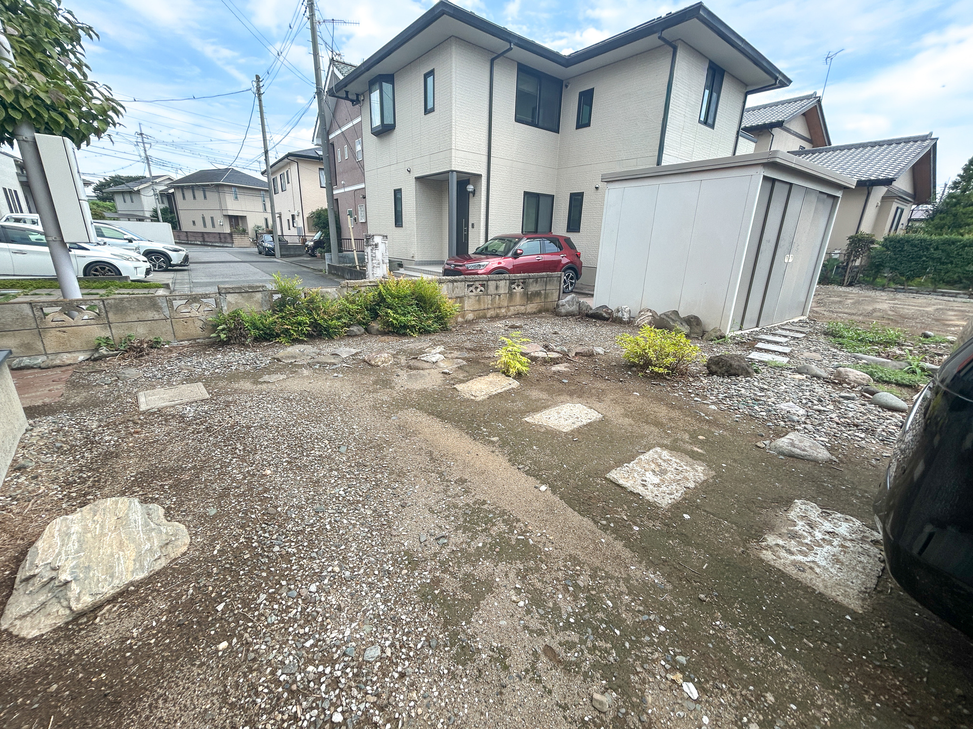 伊勢崎市若葉町　中古住宅の庭|お庭での家庭菜園・ガーデニングを通じて、お子様と一緒に育てていくと、思い出も増えていきそうですね♪