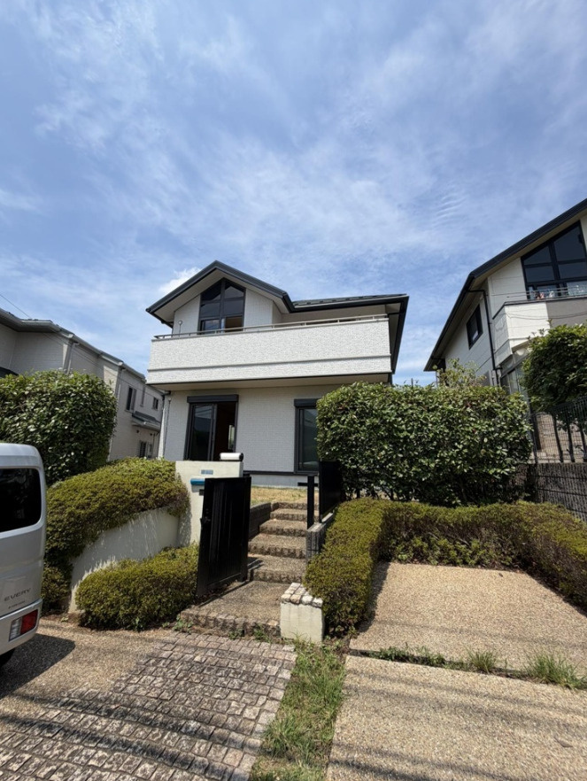 横浜市都筑区南山田2丁目 中古戸建て【仲介手数料無料】の外観