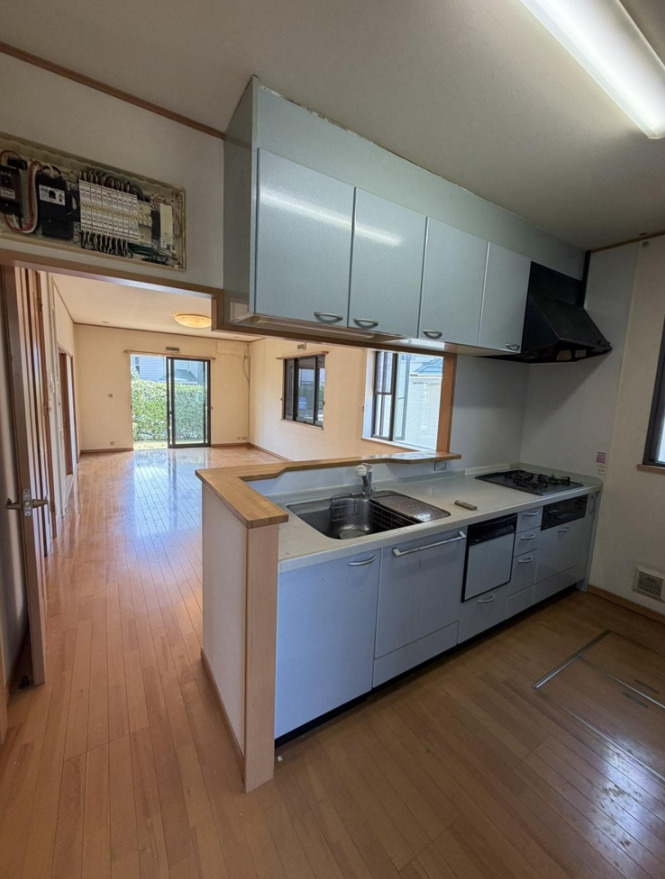 横浜市都筑区南山田2丁目 中古戸建て【仲介手数料無料】のキッチン