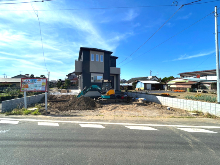 1号棟　前面道路含む現地写真（2026/10/17撮影）