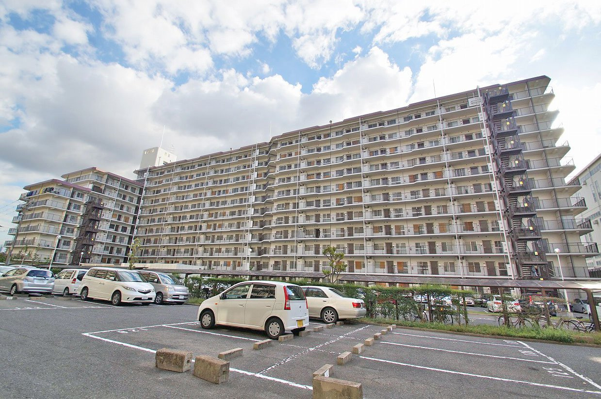 岸和田コーポラス弐号棟の外観|外観