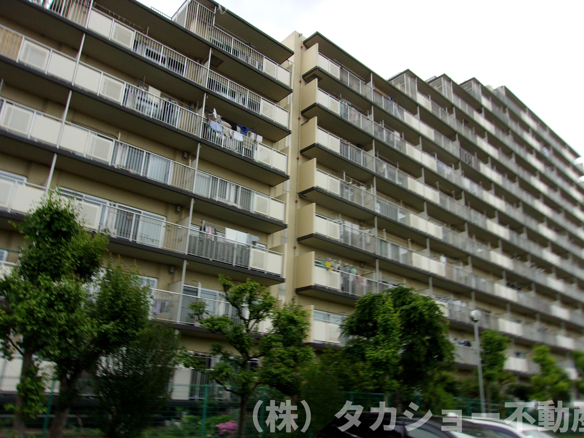 ハイラーク千葉の外観