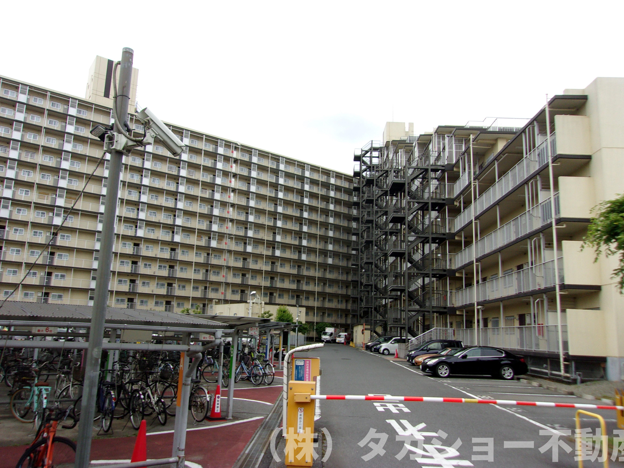 ハイラーク千葉の外観