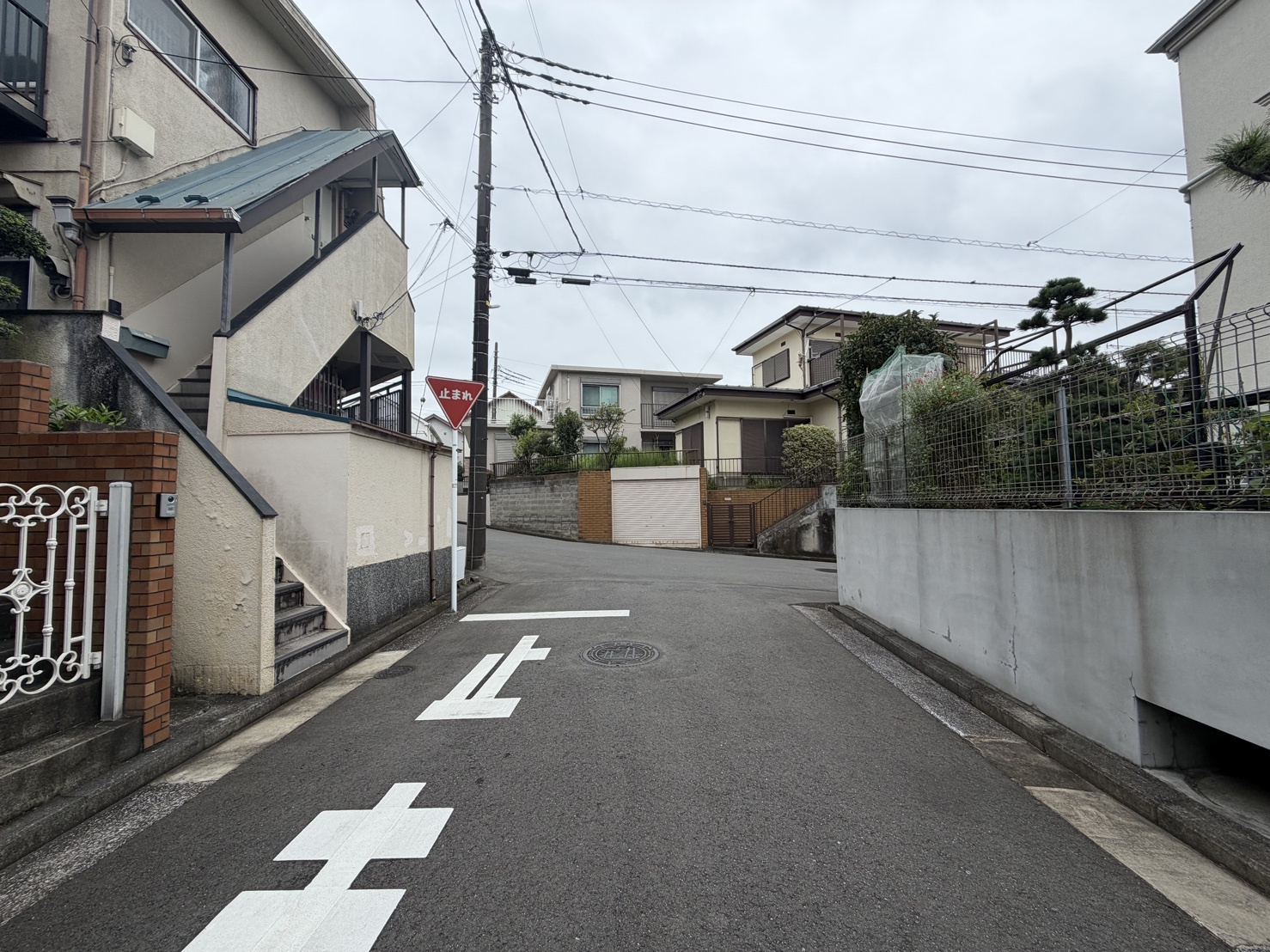 横浜市南区六ッ川2丁目　新築戸建て【仲介手数料無料】