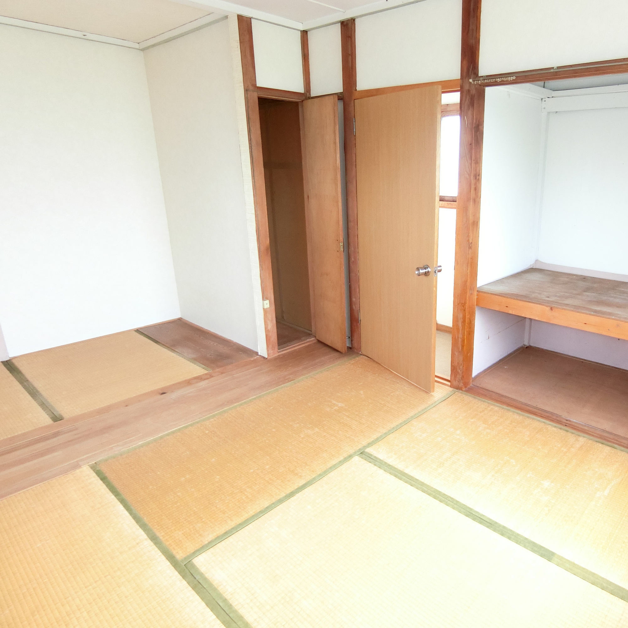 登別市中央町3丁目8-1　中古住宅の和室