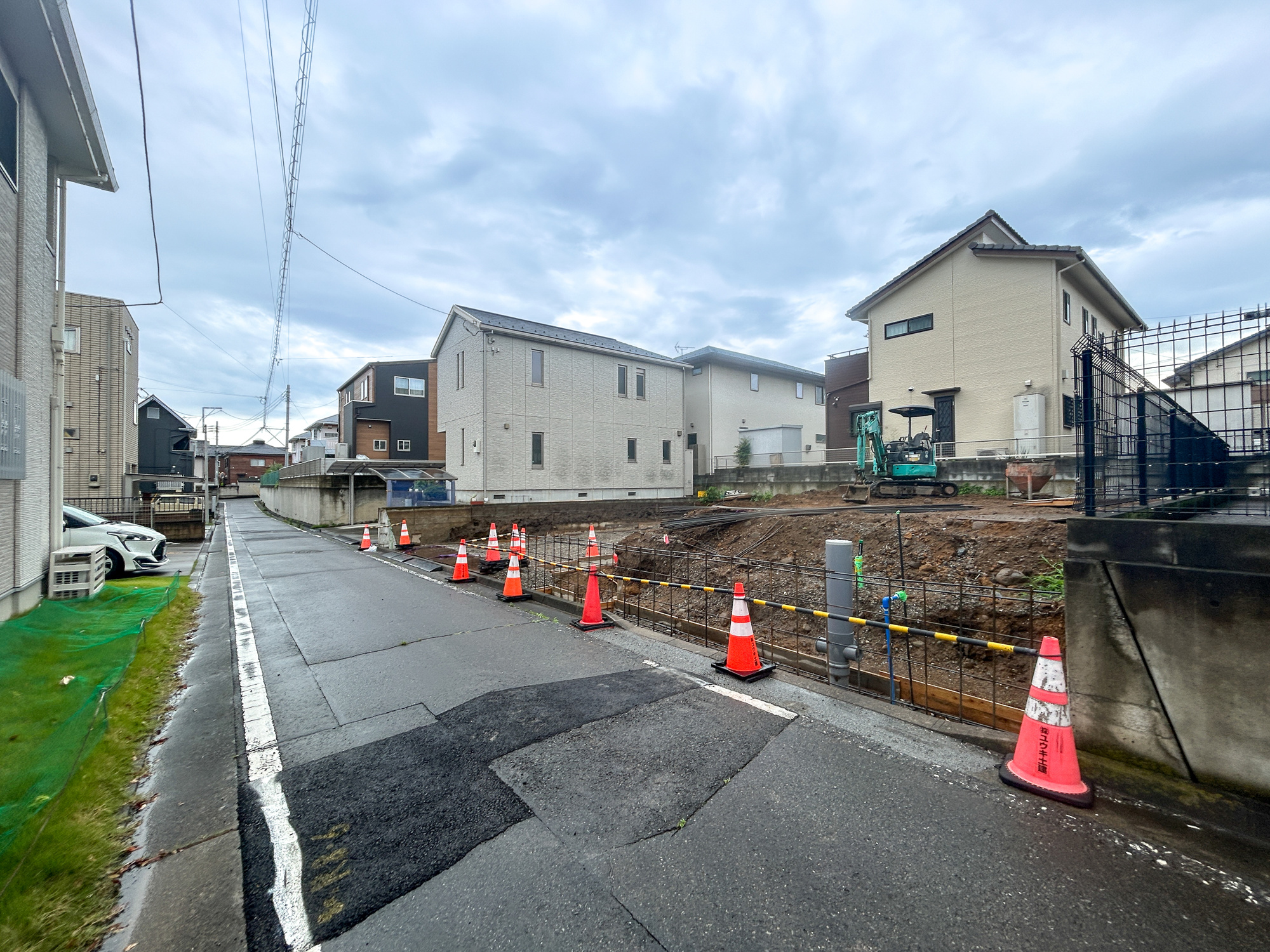 第1前橋市川原町1丁目　新築住宅全1棟の前面道路含む現地写真|閑静な住宅地で子育て家族にピッタリ。毎日のお散歩も快適な緑に恵まれたエリアで、自然に包まれた穏やかな暮らしを実現するための、ゆとりある住環境が整っています。

