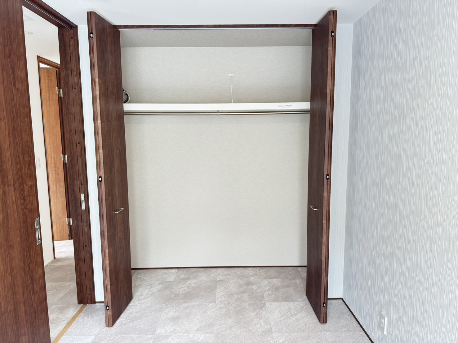 鶴甲２丁目戸建の収納