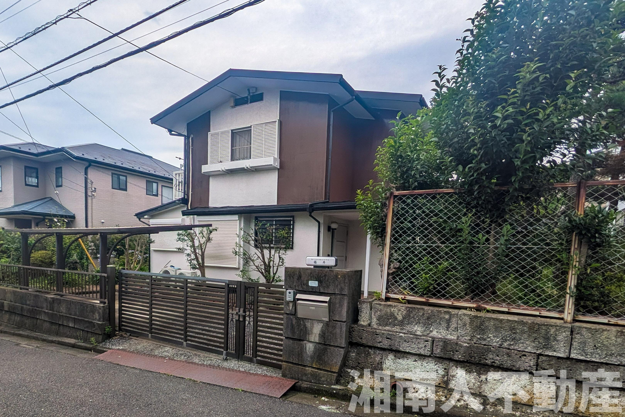 藤沢市片瀬山２丁目戸建の周辺