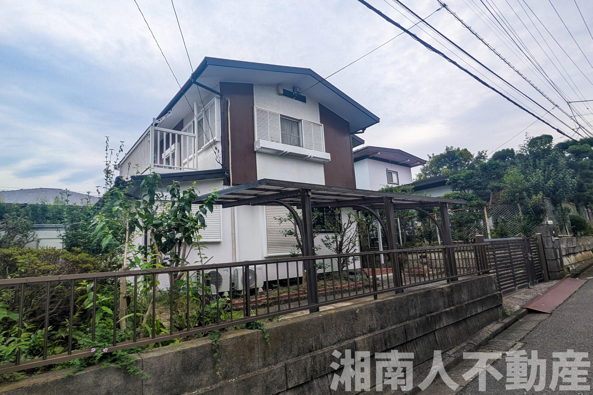 藤沢市片瀬山２丁目戸建の周辺